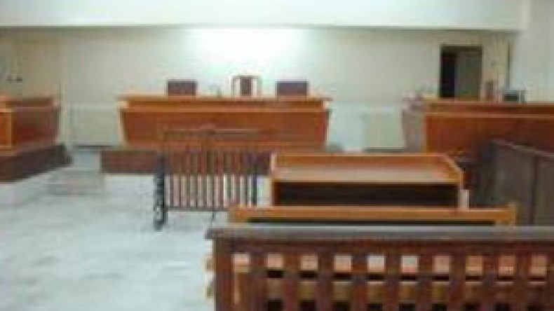 طالب جامعي يقود عصابة لاختلاس أموال المواطنين من 9 مراكز بريد بالعاصمة