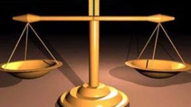 عشر سنوات سجنا لعصابة اعتدت على ضابط شرطة بوهران