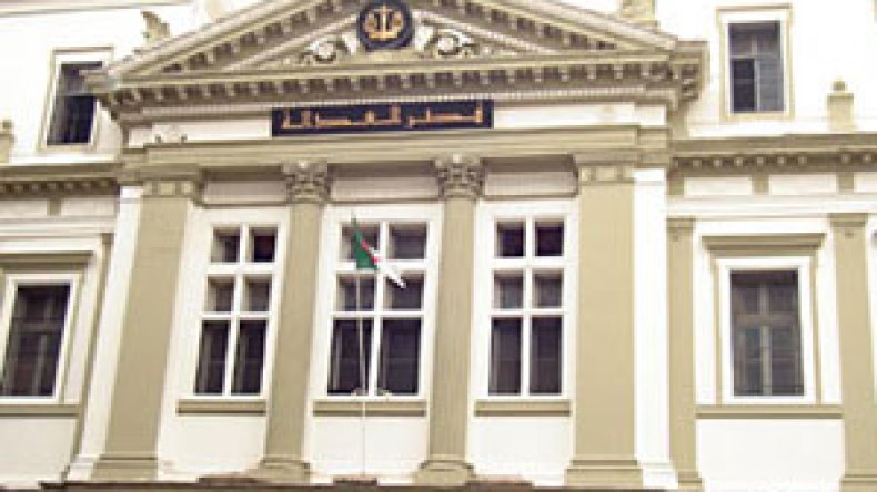 13 إطارا رهن الحبس لتورطهم في الرشوة وتحويل أموال عمومية