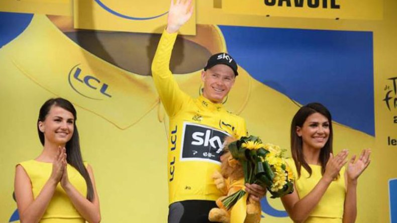 مطالب بِإبعاد النساء عن طواف فرنسا للدراجات