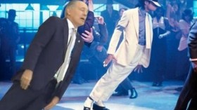 مدرب الأرجنتين يدغدغ “الفيسبوكيين”!؟