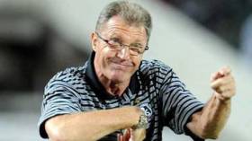 حديث عن تعيين الهولندي “كرول” مدربا لمنتخب تونس