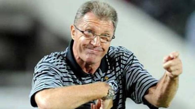 حديث عن تعيين الهولندي “كرول” مدربا لمنتخب تونس