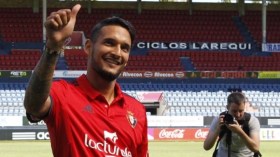 كادامورو يفوز في مباراة أشبه بكرة اليد!؟