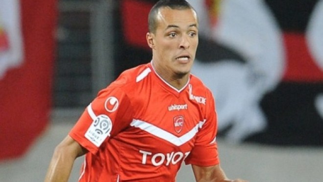 إدارة فالونسيان تحدّد قيمة تسريح قدير