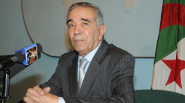 Ould Kablia à Echorouk : Des ordonnances sommant les walis et maires de bien accueillir les citoyens…Et l’Algérie n’est pas la Tunisie