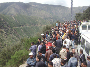 Local inhabitants resilient to free old man kidnapped by terrorists