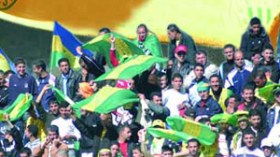 أنصار غرداية في تيزي وزو تضامنا مع حناشي والشبيبة