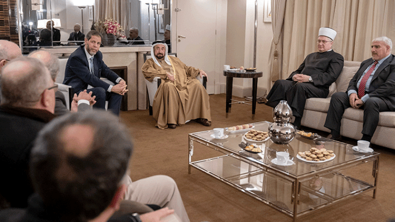 من باريس.. القاسمي يعلن عن تأسيس رابطة اللغة العربية