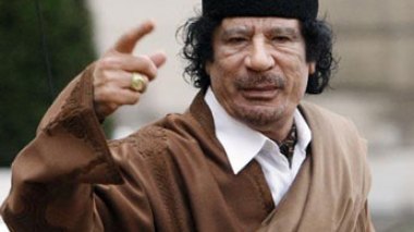 CNT : Kadhafi pourrait rester s'il se démet