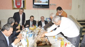 الشروق تكرم نجمها المتوج بجائزة الصحافة العربية