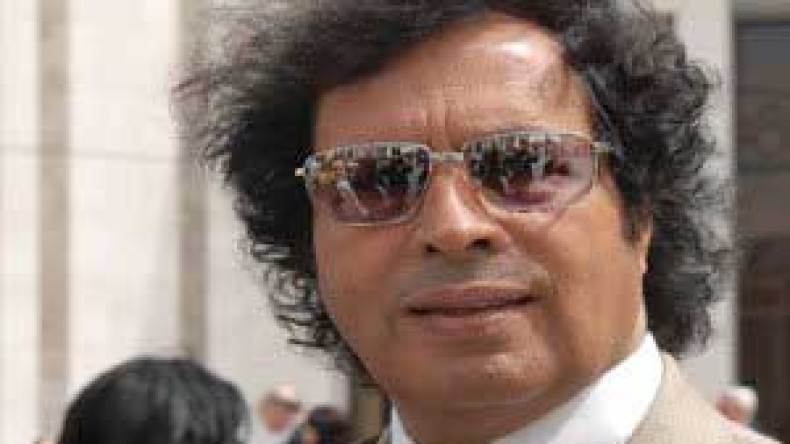 قذاف الدم ينشق عن نظام ابن عمه القذافي