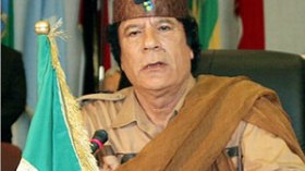 القذافي قريبا في موسكو لشراء الأسلحة