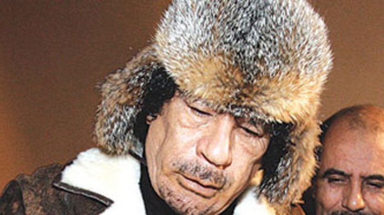 القذافي لأول مرة لم يحتفل بعيد المرأة منذ تعرفه على التونسية حنين