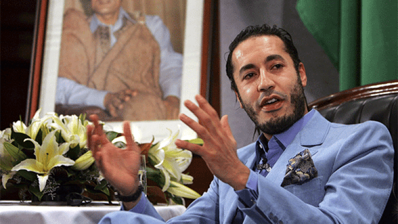 أسرة القذافي تعلن انقطاع الاتصال بابنها الساعدي