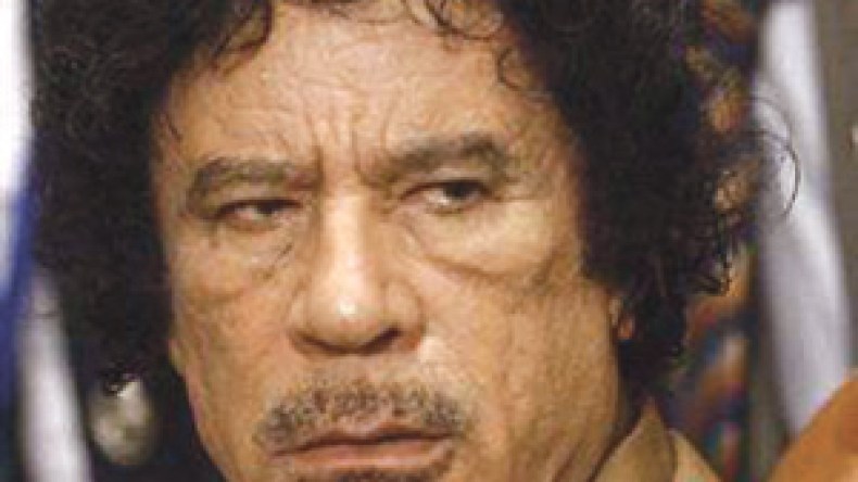 القذافي‭ ‬لن‭ ‬يهرب‭ ‬ولن‭ ‬يتنحى‮..‬‭ ‬إما‭ ‬أن‭ ‬يُبيد‭ ‬الجميع‭ ‬أو‭ ‬ينتحر