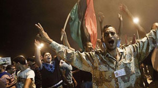 ليبيا تحتفل رسمياً بانتصار الثورة والإطاحة بنظام العقيد القذافي