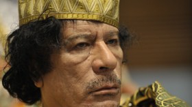 طيف القذافي يعود إلى ليبيا
