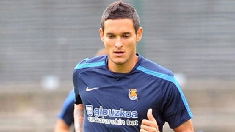 كادامورو: خاليلوزيتش تحدث معي و أنا مستعد للعب في الدفاع