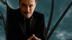 كاظم الساهر يحمل ثلاث جنسيات عراقية، قطرية وكندية، وخمسة خطوط هاتفية