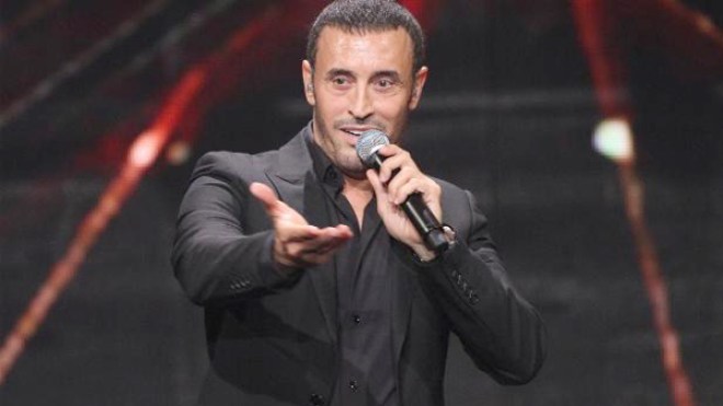 لا أملك سوى كلماتي لألملم جراح بغداد وأمسح دموع أطفال غزة