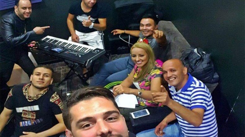 الشاب كاديرالجابوني يوّقع “ديو” مع الزينة الداودية