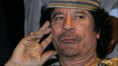 Kadhafi : “Stoppez votre offensive barbare contre la Libye”