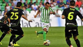 قادير يحقق الصعود مع بيتيس رسميا إلى “الليغا”