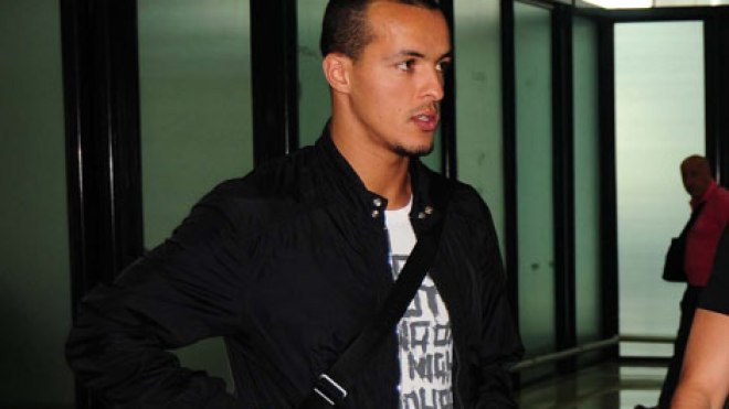 قادير رسميا في رين الفرنسي ويعود للخضر في لقاء السد