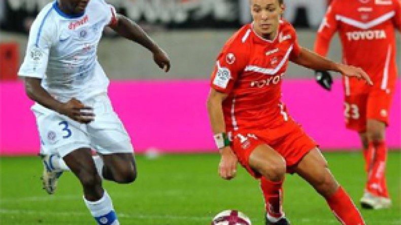 قادير‭ ‬يثني‭ ‬على‭ ‬فرنسا‭ ‬ويفتخر‭ ‬باللعب‭ ‬للمنتخب‭ ‬الجزائري