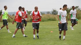 زملاء‮ ‬قادير‮ ‬سيستفيدون‮ ‬من‮ ‬دعم‮ ‬أزيد‮ ‬من‮ ‬ألف‮ ‬مناصر‮ ‬في‮ “‬الكان‮”‬