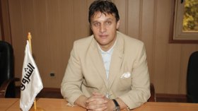 طالبات جزائريات يغسلن الصحون في ماليزيا بسبب منع تحويل العملة