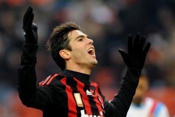 Berlusconi sees it hard to keep Kaka at Milan