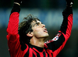 Kaka's father due in Milan