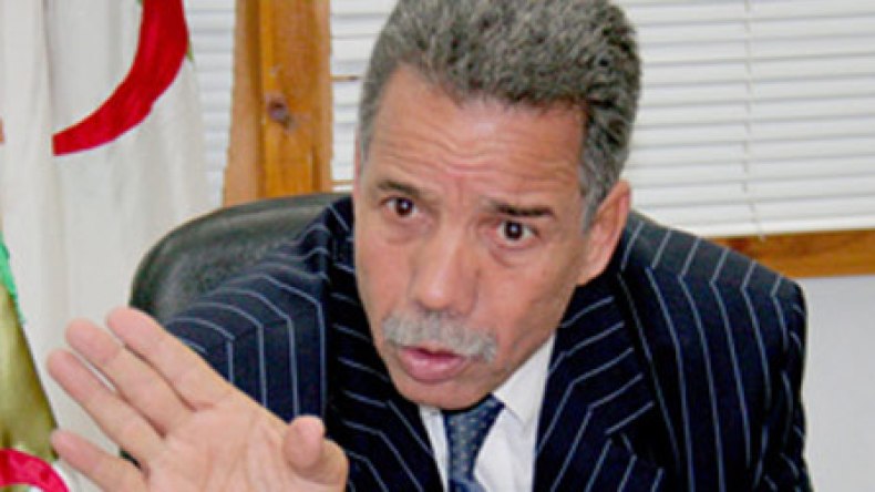 الطاقم الفني لبلوزداد يهدد بالاستقالة مجددا