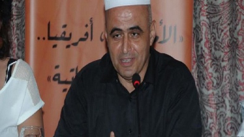 كمال الدين فخار يوقف الإضراب عن الطعام