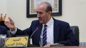 والي مستغانم يجر بلجود إلى البرلمان