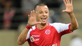 غيلاس هدّافا لبطولة القسم الثاني الفرنسي