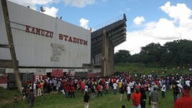 تذاكر مباراة مالاوي والجزائر تطرح للبيع بمبلغ 3 و12 دولارا