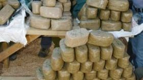 محاولة لتهريب مخدرات في سخان سيارة ومغربيان وجزائري ضمن شبكة دولية