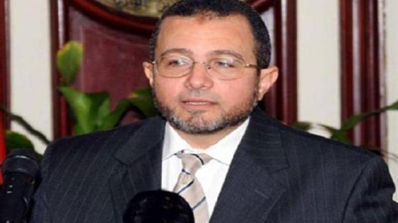 رئيس الوزراء المصري يزور الجزائر قريبا
