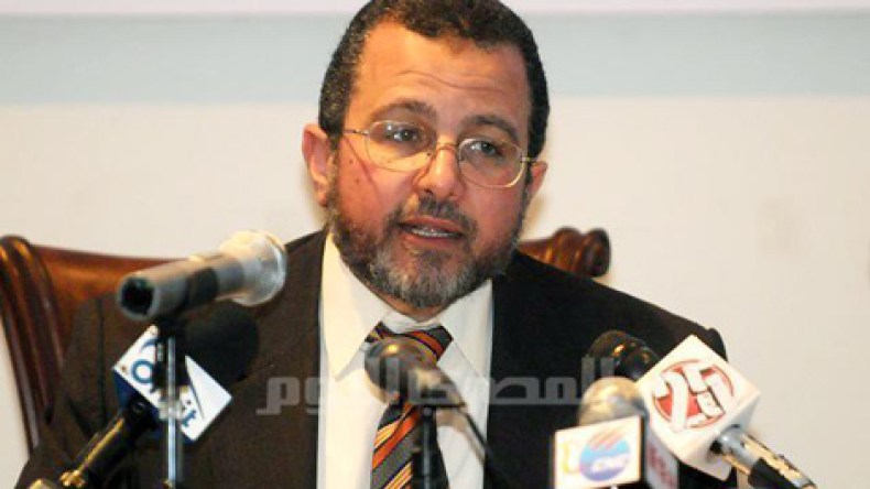 قنديل: الحكومة الجديدة منوطة بتحقيق أهداف الثورة