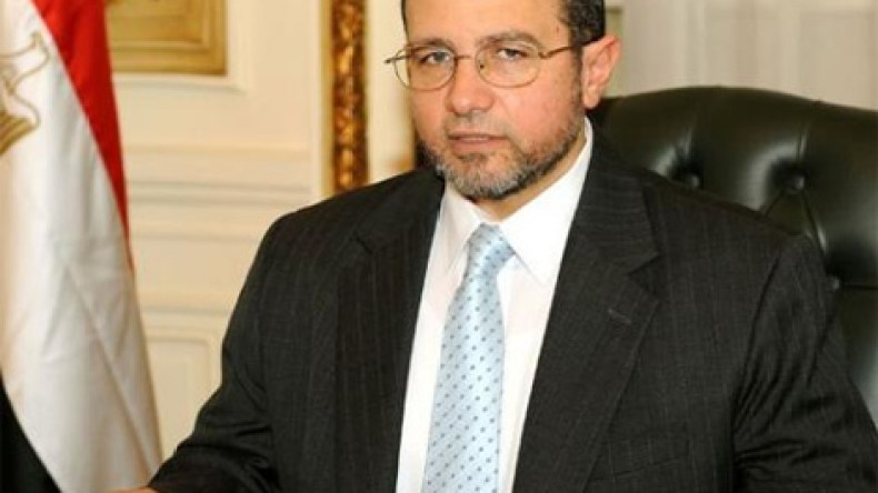 القضاء المصري يقرر حبس وعزل قنديل