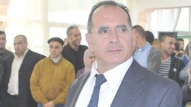 أبواب‮ ‬ملعب‮ ‬5‮ ‬جويلية‮ ‬تفتح‮ ‬على‮ ‬الثامنة‮ ‬والنصف‮.. ‬من‮ ‬لا‮ ‬يملك‮ ‬تذكرة‮ ‬لن‮ ‬يدخل‮ ‬و13‮ ‬محلا‮ ‬لتوفير‮ ‬الأكل