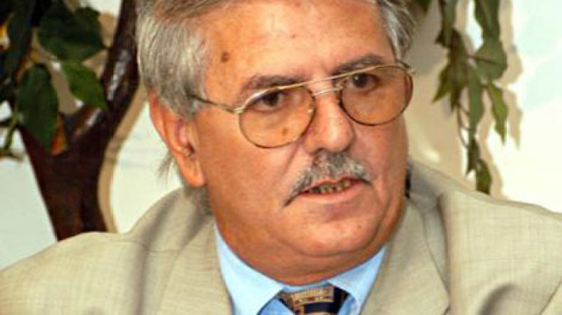 خصوم‭ ‬بلخادم‭ ‬يصنّفونه‭ ‬خطرا‭ ‬على‭ ‬الأمن‭ ‬العام