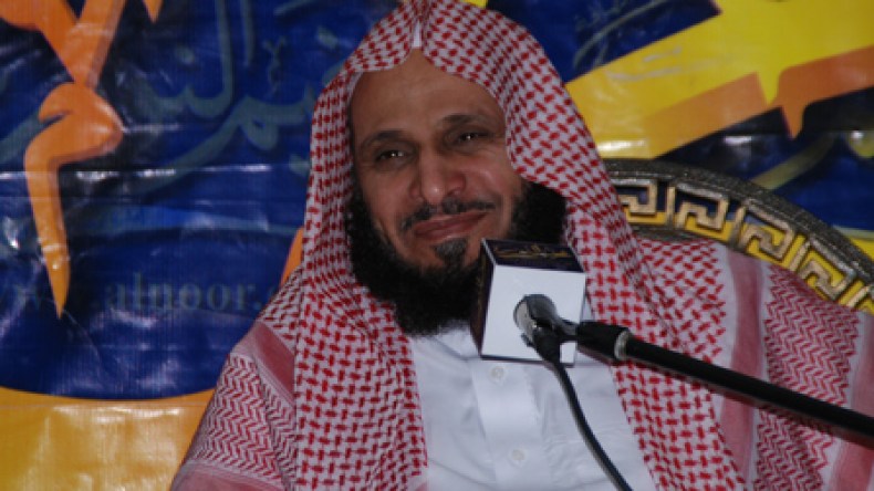 القرني يتهم الفريق ضاحي خلفان بالعمالة للموساد