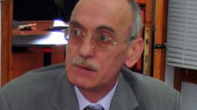 قرباج “نطالب من الفاف إعادة علي مالك إلى منصبه”