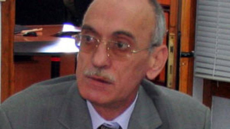 قرباج “نطالب من الفاف إعادة علي مالك إلى منصبه”