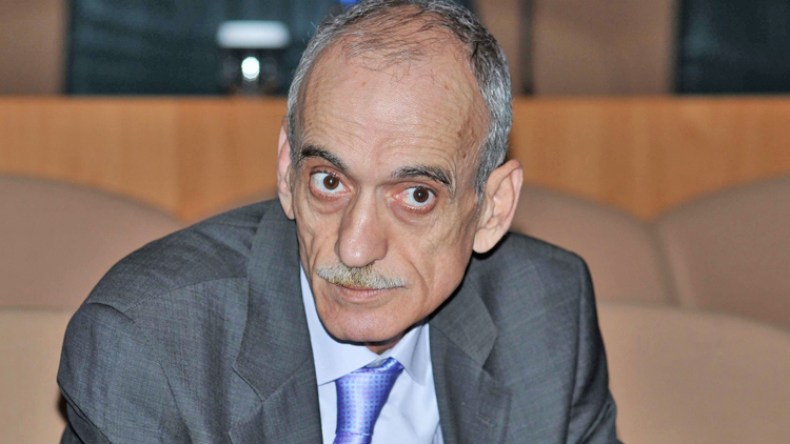 قرباج: ما حدث في بولوغين “مؤسف”.. والملاعب ليست السبب في العنف