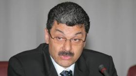 وزير المالية يؤكد أن الضريبة على السيارات الجديدة قرار لا رجعة فيه